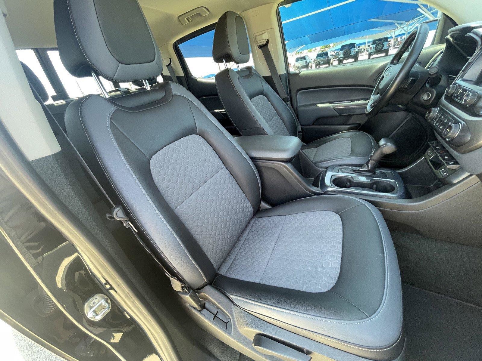 Used 2016 Chevrolet Colorado Z71 AWD/4WD image 30