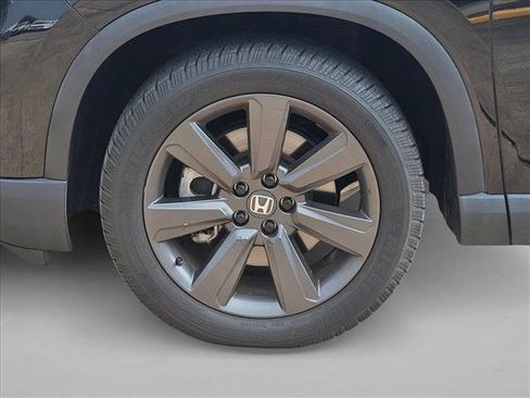 Used 2024 Honda Pilot Sport image 23