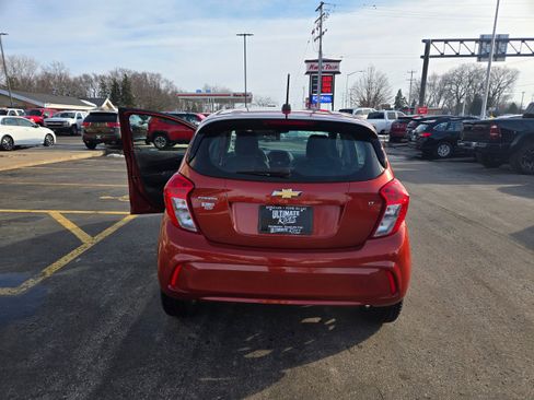 Used 2021 Chevrolet Spark LT FWD image 9