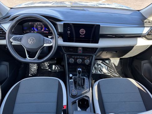 Used 2025 Volkswagen Taos S image 31