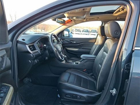 Certified 2019 GMC Acadia Denali w/ Technology Package image 20