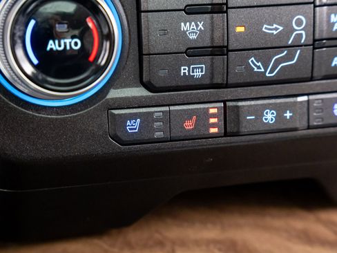 Used 2019 Ford F250 Limited image 24