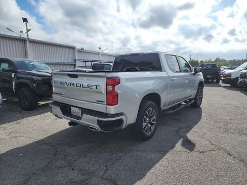 Used 2021 Chevrolet Silverado 1500 RST image 3
