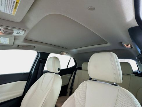 Used 2020 Buick Encore GX Essence w/ Experience Buick Package FWD image 14