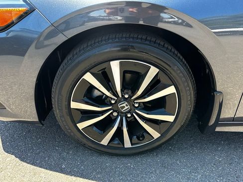 Used 2023 Honda Civic EX image 10