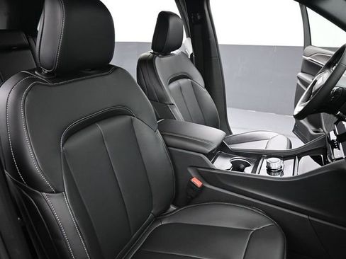 New 2026 Jeep Grand Cherokee Limited RWD image 26