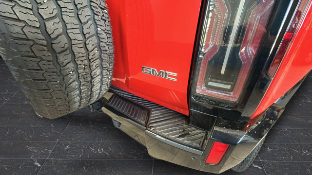 Used 2025 GMC Hummer EV 2X AWD/4WD image 39