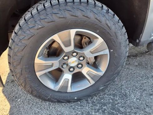 Used 2018 Chevrolet Colorado Z71 image 43