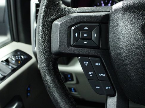 Used 2015 Ford F150 XLT w/ Equipment Group 302A Luxury image 20