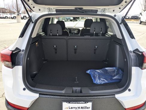 New 2025 Chevrolet TrailBlazer LT w/ LT Cold Weather Package image 19