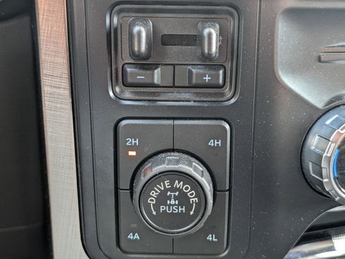 Used 2023 Ford F150 King Ranch w/ Equipment Group 601A High AWD/4WD image 25