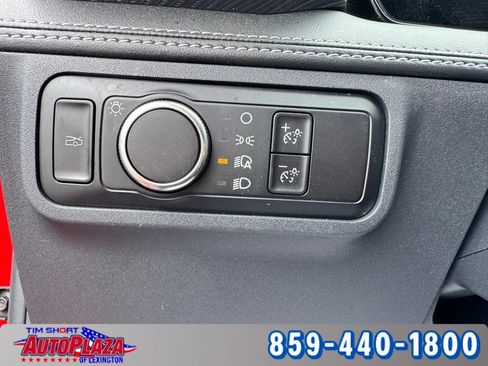 Used 2025 Ford Mustang Premium RWD image 33