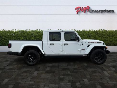Used 2023 Jeep Gladiator Mojave w/ Trailer Tow Package image 8