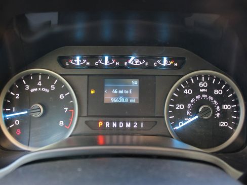 Used 2018 Ford F150 XLT image 15