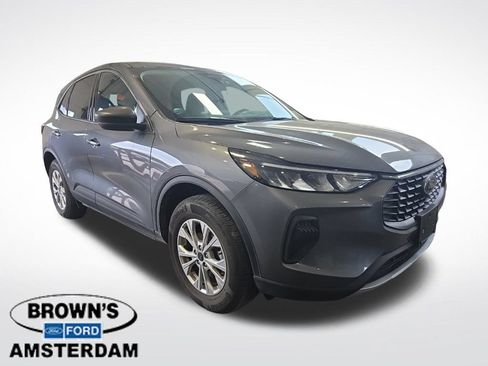 Used 2024 Ford Escape Active AWD/4WD image 1