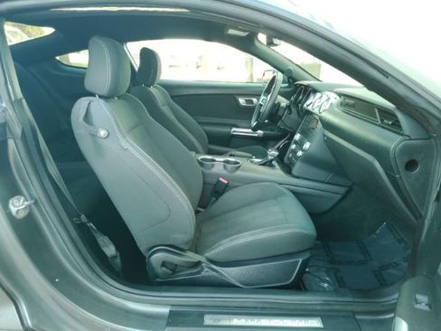 Used 2019 Ford Mustang Coupe image 15