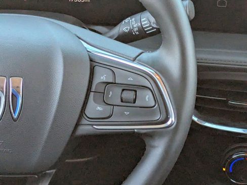 Used 2025 Buick Encore GX Sport Touring w/ Comfort Package image 21