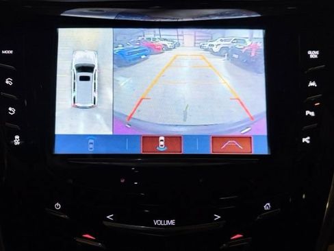 Used 2020 Cadillac Escalade Premium Luxury w/ Escalade Sport Edition AWD/4WD image 18