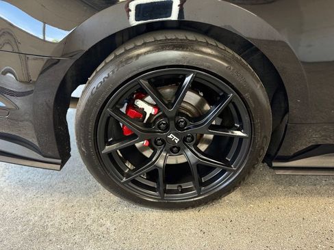 Used 2022 Ford Mustang GT Premium w/ Equipment Group 401A RWD image 24
