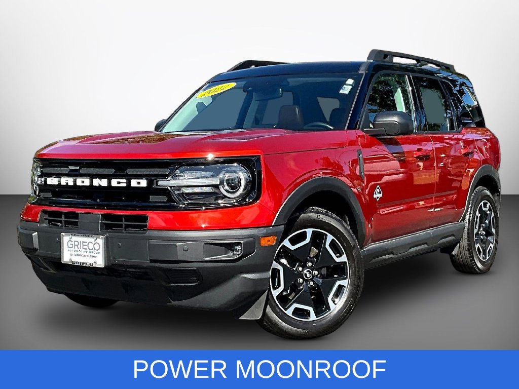Used 2022 Ford Bronco Sport Outer Banks w/ Tech Package AWD/4WD image 3