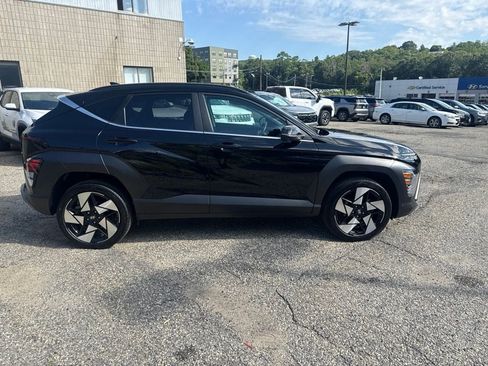 Certified 2024 Hyundai Kona Limited AWD/4WD image 8