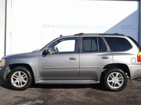 Used 2009 GMC Envoy Denali w/ Sun And 6-Disc Cd Package image 8