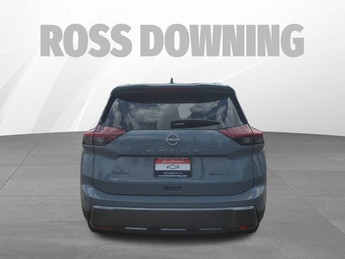 Used 2026 Nissan Rogue SL AWD/4WD image 5