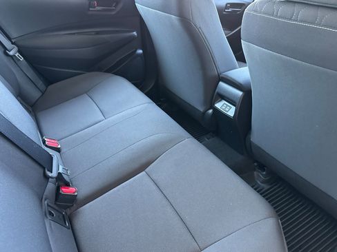 Used 2024 Toyota Corolla LE w/ LE Convenience Package FWD image 29
