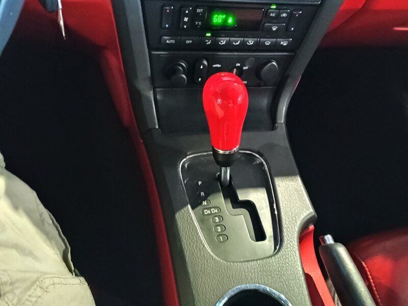 Used 2002 Ford Thunderbird RWD image 25