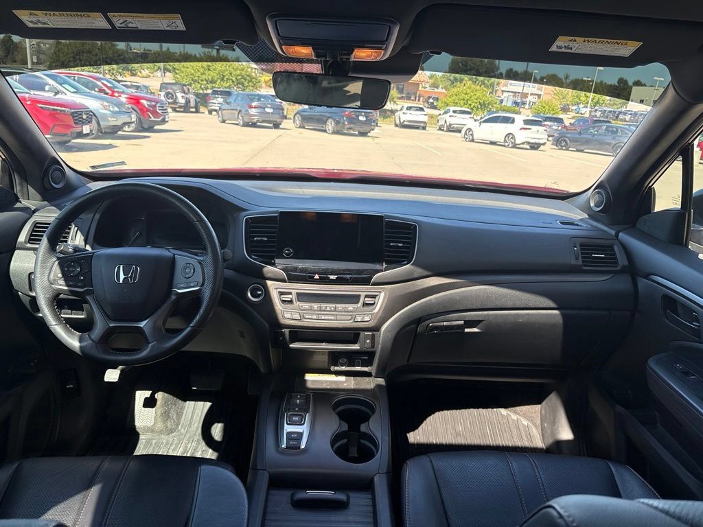 Certified 2023 Honda Passport TrailSport image 37