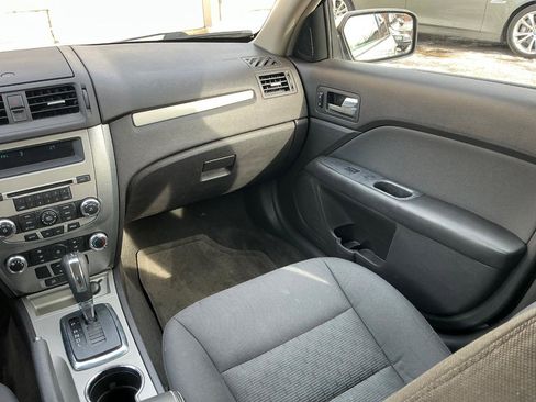 Used 2011 Ford Fusion SE image 17