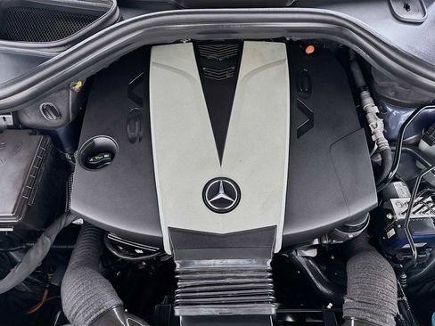 Used 2013 Mercedes-Benz ML 350 BlueTEC 4MATIC image 29