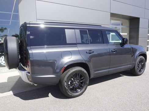 New 2025 Land Rover Defender 130 S image 4