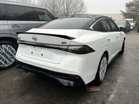 New 2026 Nissan Sentra SR w/ SR Premium Package image 4