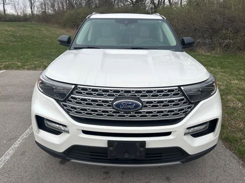 Used 2021 Ford Explorer Limited w/ Equipment Group 301A image 18
