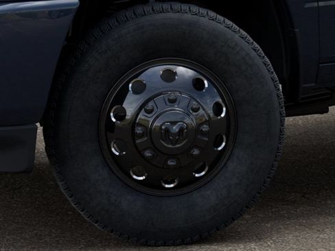 New 2026 RAM 3500 Big Horn AWD/4WD image 9