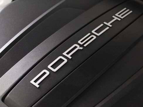 Used 2021 Porsche Macan image 62