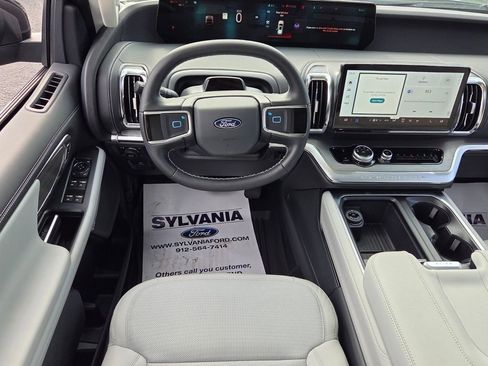 New 2026 Ford Expedition Platinum AWD/4WD image 7