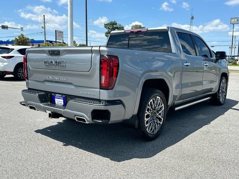Used 2024 GMC Sierra 1500 Denali Ultimate AWD/4WD image 7