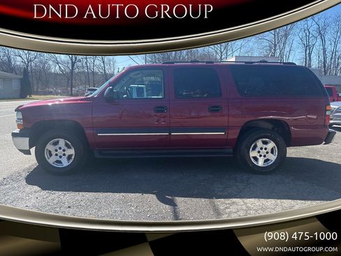 Used 2004 Chevrolet Suburban LS w/ Preferred Equipment Group image 1