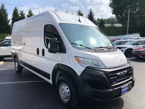 Used 2023 RAM ProMaster 2500 FWD image 8