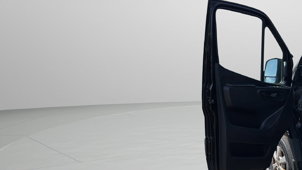 Used 2021 Mercedes-Benz Sprinter 1500 image 21
