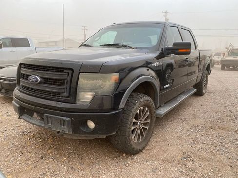 Used 2014 Ford F150 FX4 w/ Equipment Group 402A Luxury AWD/4WD image 2