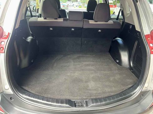Used 2015 Toyota RAV4 XLE image 16