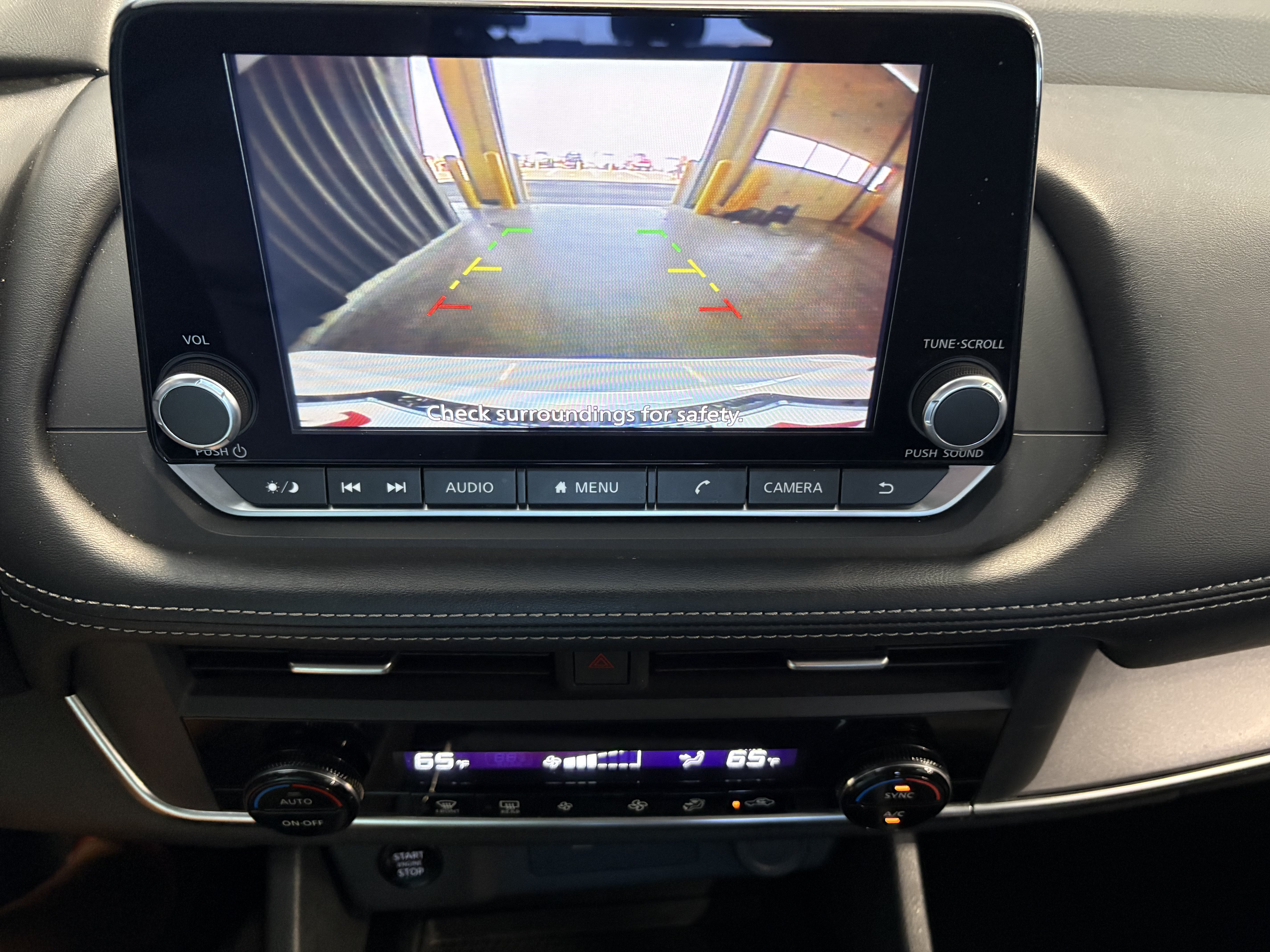 Used 2024 Nissan Rogue SV AWD/4WD image 15