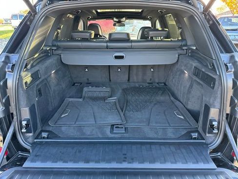 Used 2025 BMW X5 M60i w/ Executive Package image 33