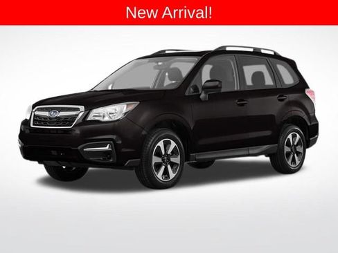 Used 2017 Subaru Forester 2.5i Premium w/ All-Weather Package AWD/4WD image 1