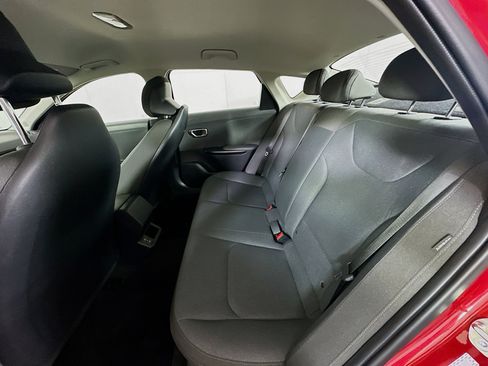 Used 2025 Kia K4 LXS image 26