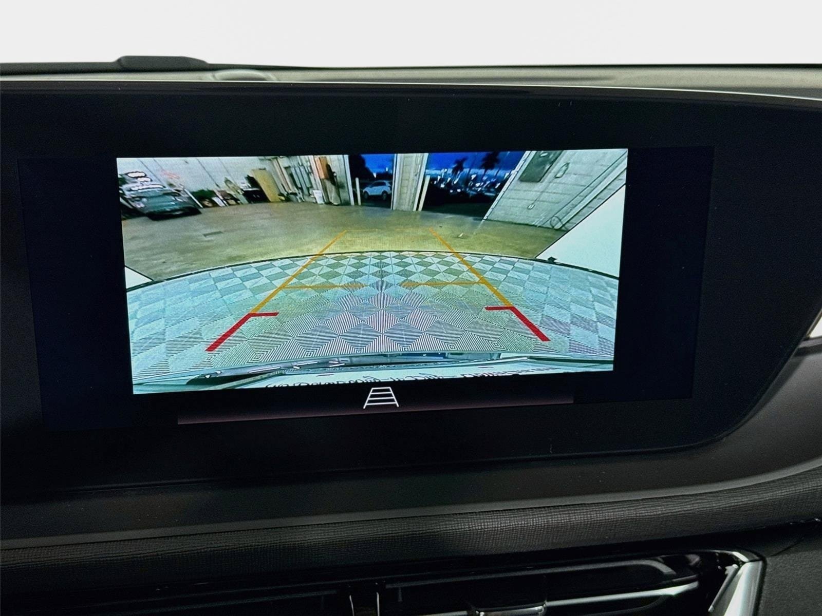New 2026 Buick Envista Avenir FWD image 16