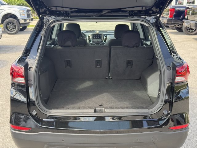 Used 2023 Chevrolet Equinox LS w/ Driver Confidence II Package FWD image 11